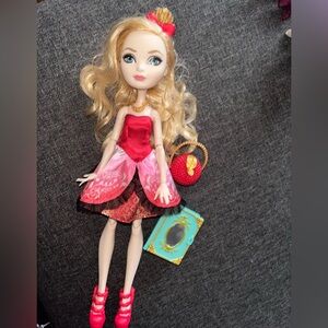 Ever after high apple white